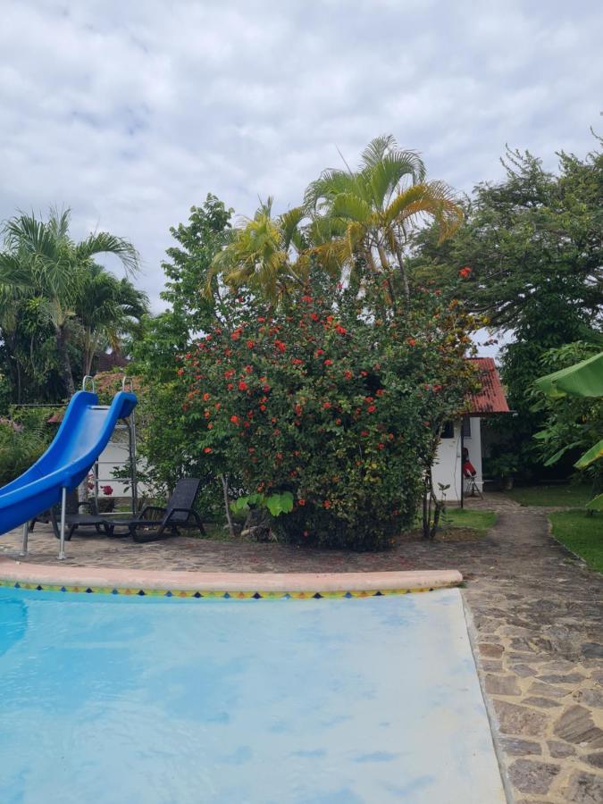 Villa Sonrisa Casa De Huespedes Las Terrenas Exterior foto